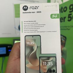 Motorola RAZR