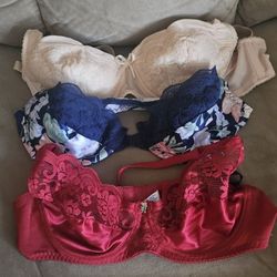 Set Of 3 Lace Bras 