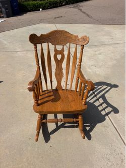Solid wood rocking chair