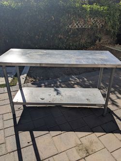 Commercial stainless steel kitchen work table NSF