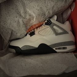 Jordan 4 White cement