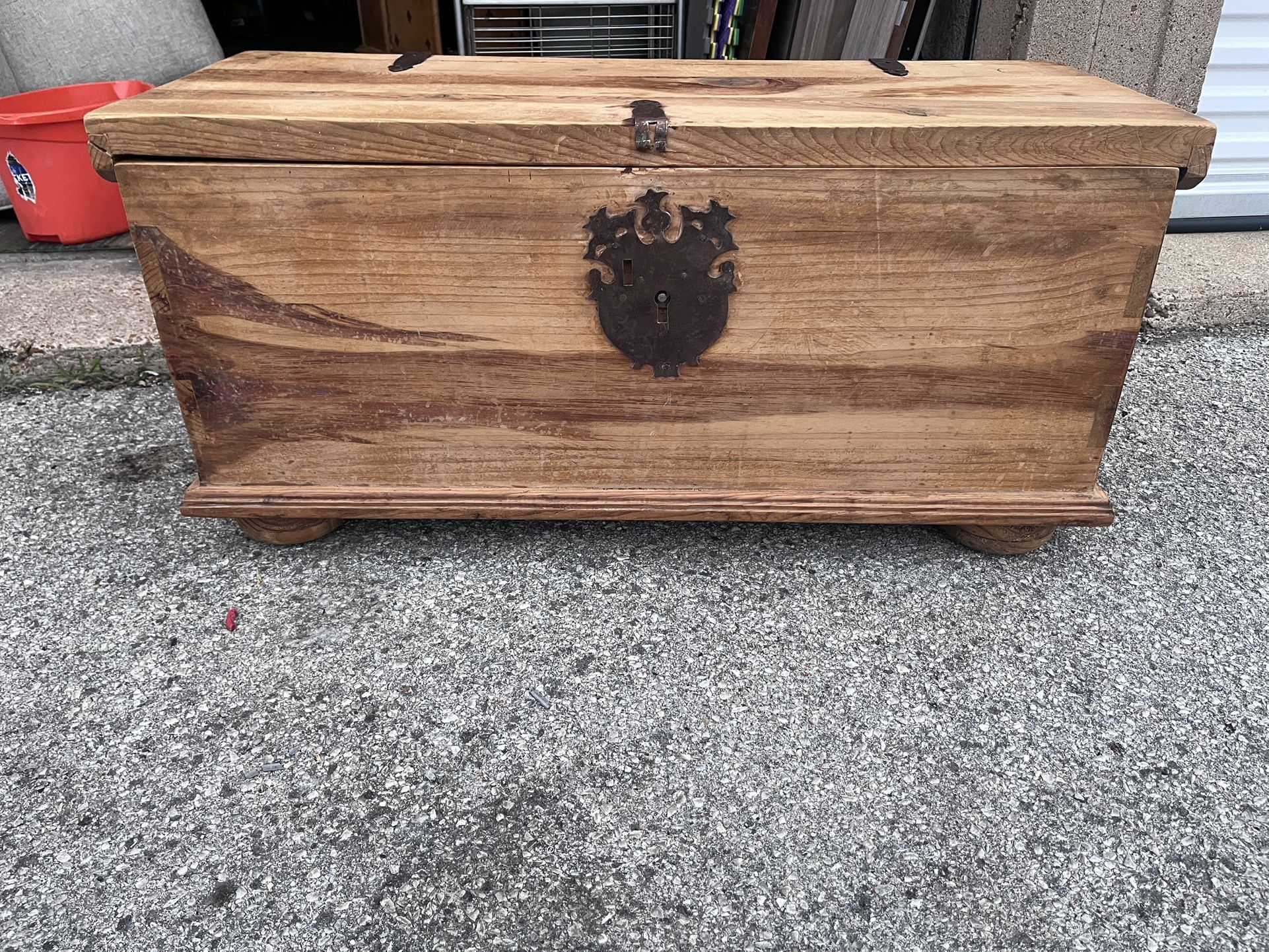 1980s Vintage Wood Chest