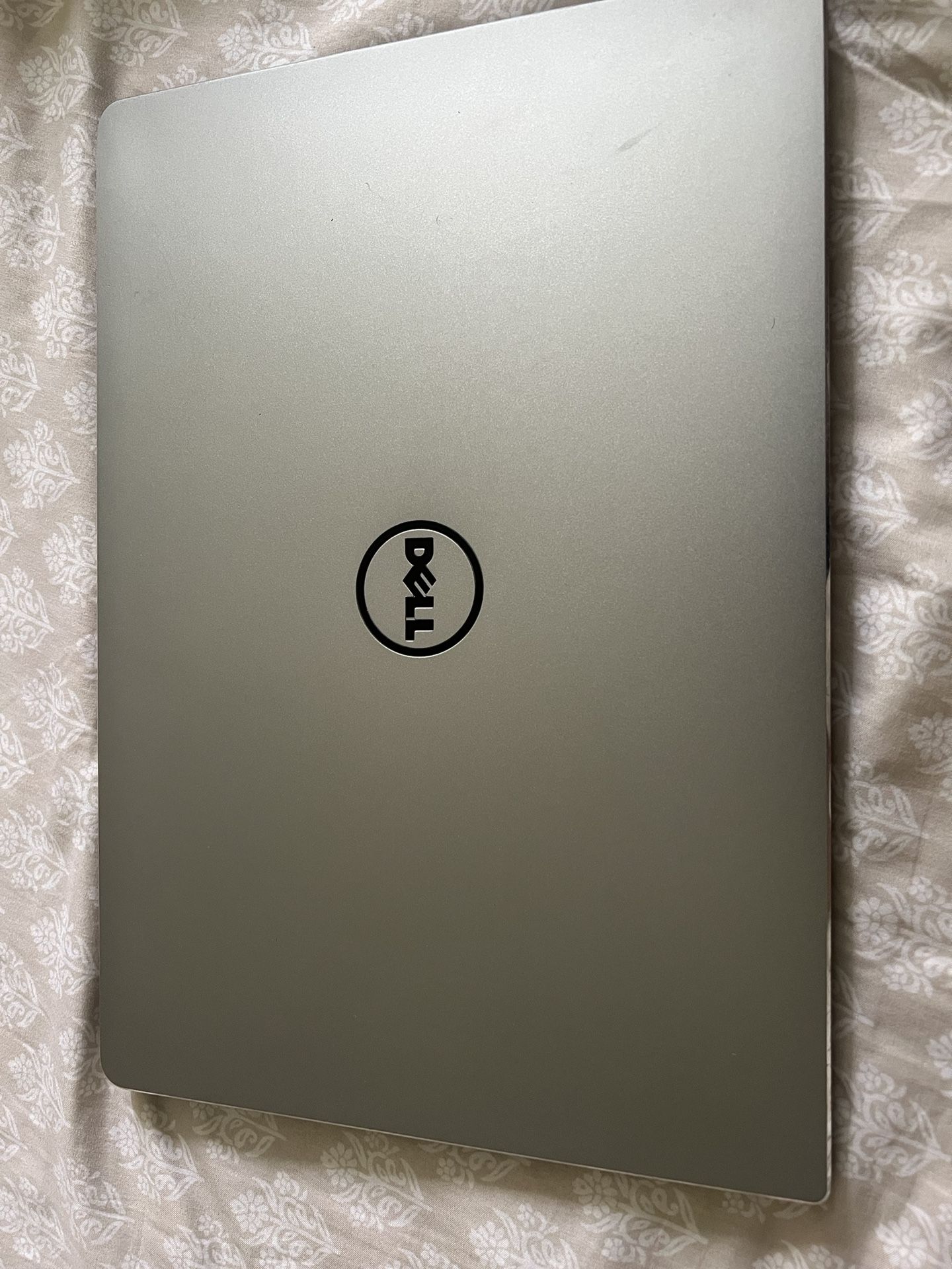 Dell Inspiron 14 7000 8th Gen laptop