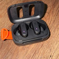 SkullCandy Wireless Earbuds  