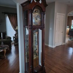 Grand Father Clock Howard Miller Model 610-793