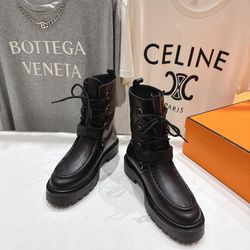 Beautiful Women Shoe