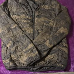 Victoria's Secret PINK Camouflage Puffer Jacket