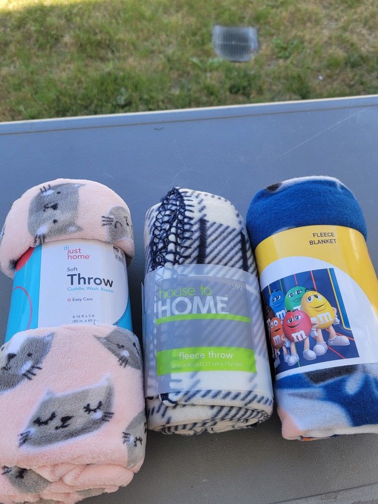 Lot Of 3 New Fleece/soft Throw Blankets