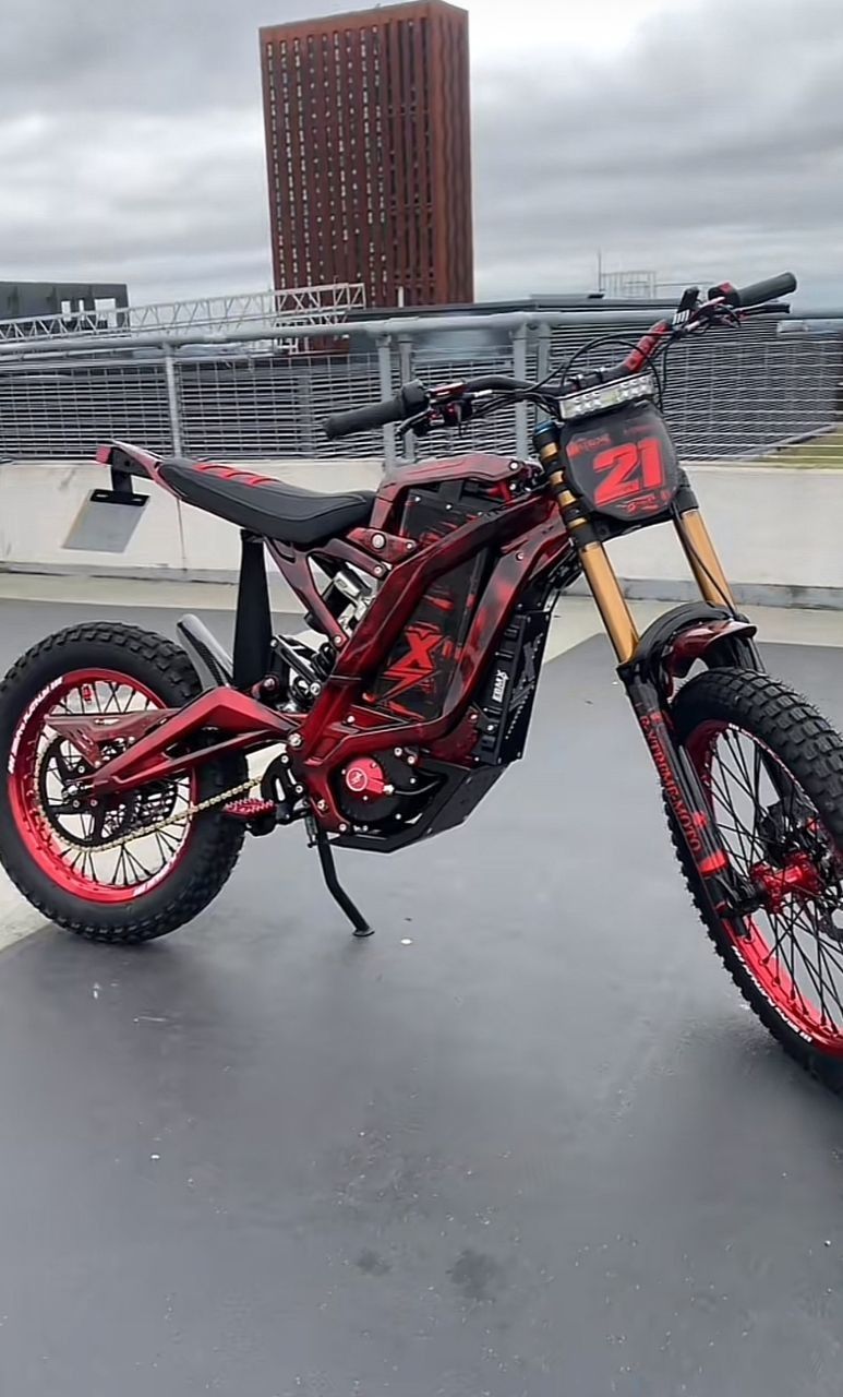 Surron-Light-Bee-X-Bike