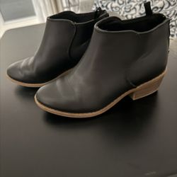 Girls Boots (size 13)