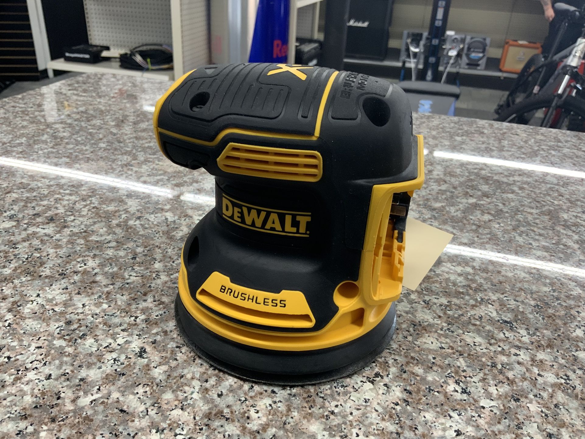 DEWALT 20V XR Brushless Random Orbit Palm Sander