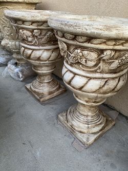 Concrete pots