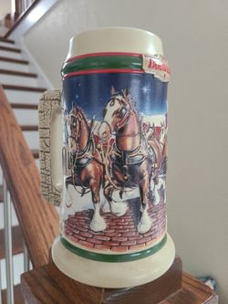 1998 Collectible Budweiser Holiday Stein