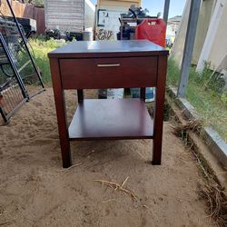 Night stand table with drawer