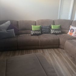 Sectional Couch w/ Recliners + Ottoman – Great Deal! 