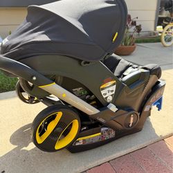 Doona Infant Car Seat & Stroller - Nitro Black - Preowned