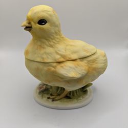 Vintage Lefton Ceramic Lidded Yellow Standing Chic