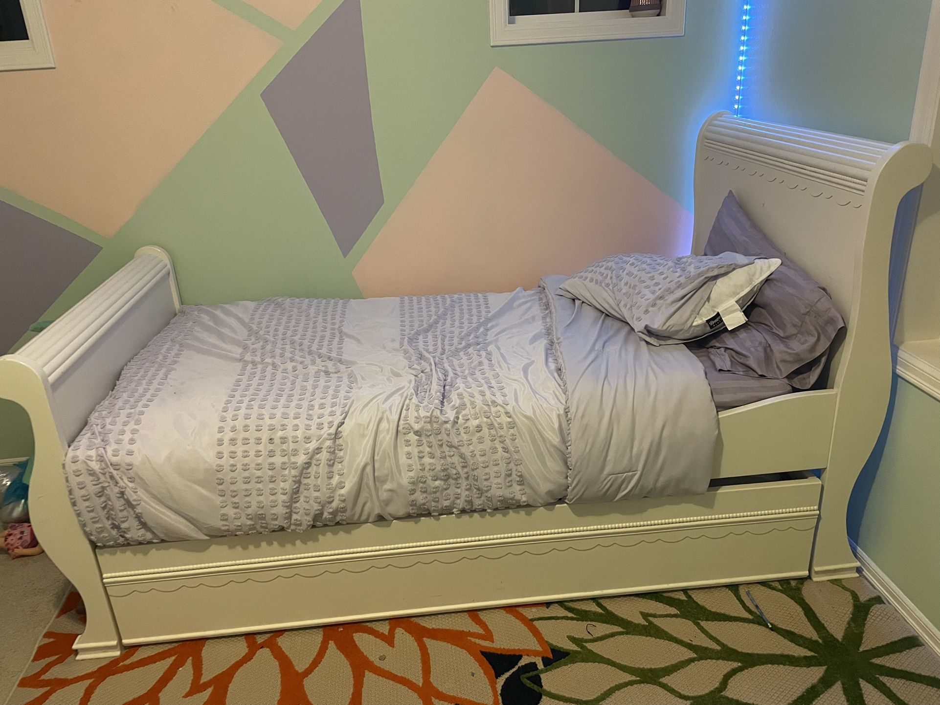 Double Bed Frame+mattress