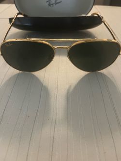 Ray Ban Aviators with Case