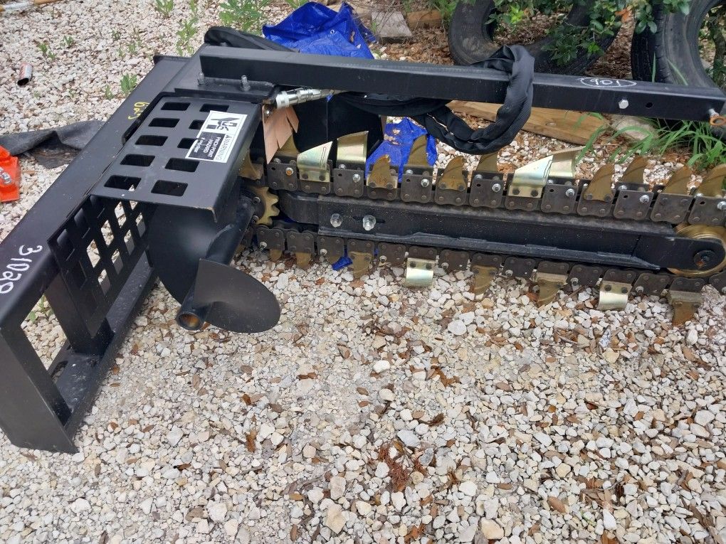 Skidsteer Trencher
