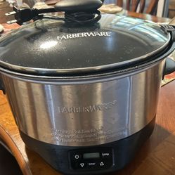 Crockpot. Read Description 