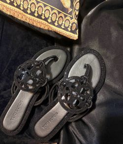 Tory burch