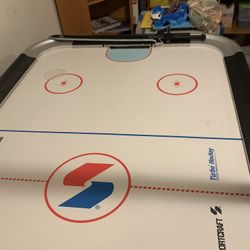 Air Hockey Table