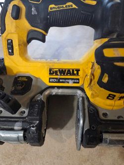 DeWalt 20V Brushless Cordless Band Saw