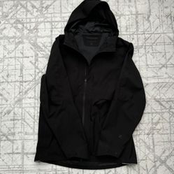 Men’s Lululemon Outpour Jacket 