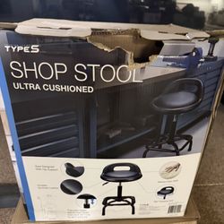 TYPE S Ultra Cushioned Shop Stool Pneumatic Adjustable Garage Chair Open Box