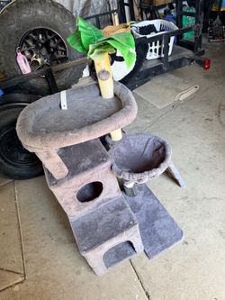 Multi-Level Cat Tree with Scratching Post