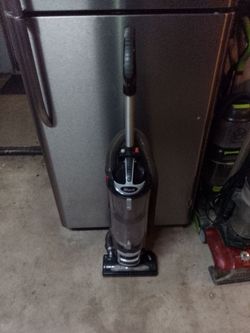 Shark Navigator DLX Upright Bagless Vacuum Cleaner