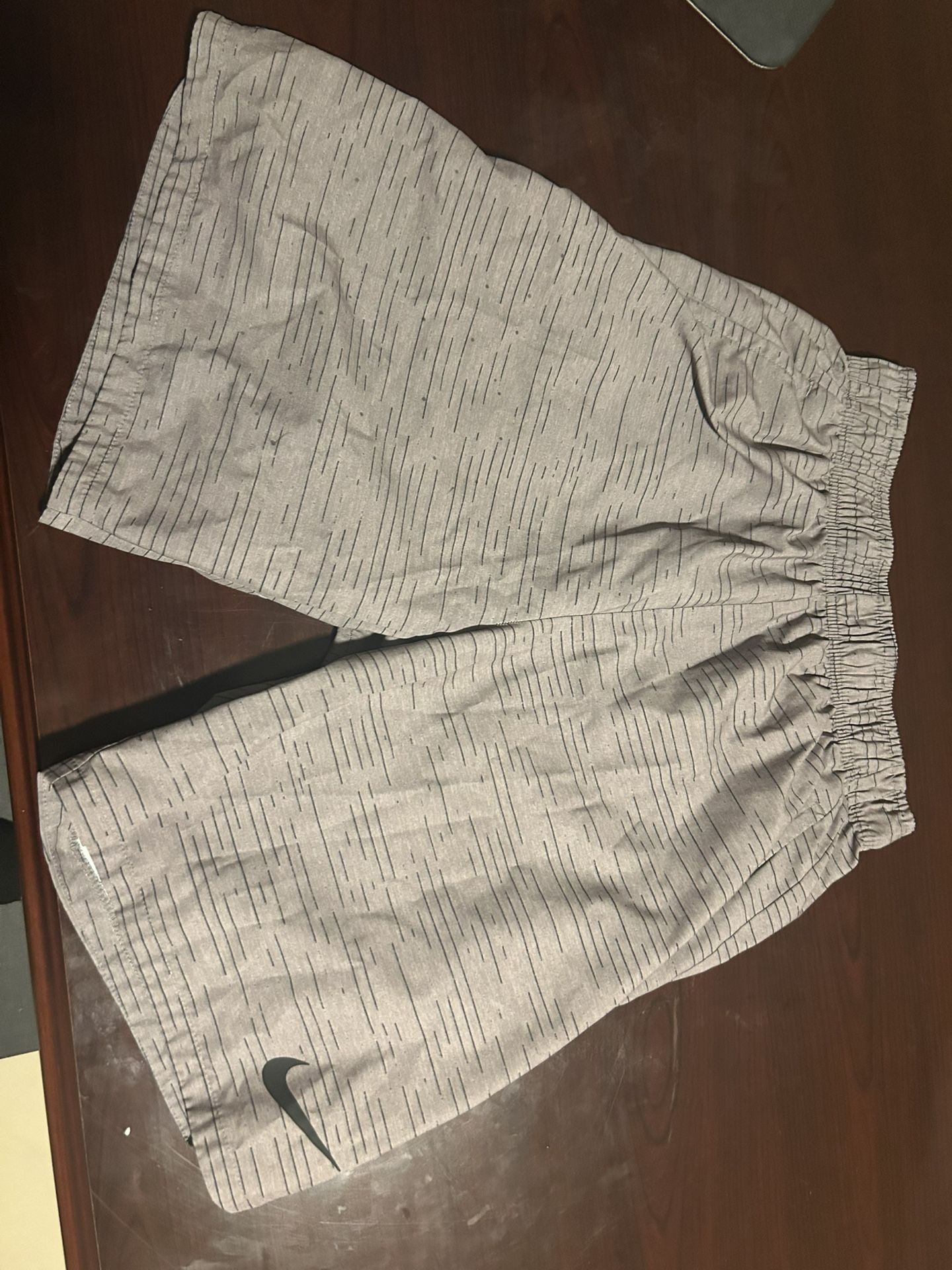Nike Shorts Grey