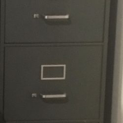 File Cabinet. Five drawers. Large Size. 4 Pendaflex Rack Holders . Gray