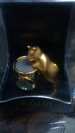 Vintage Elgin Mini Gold Tone Clock.