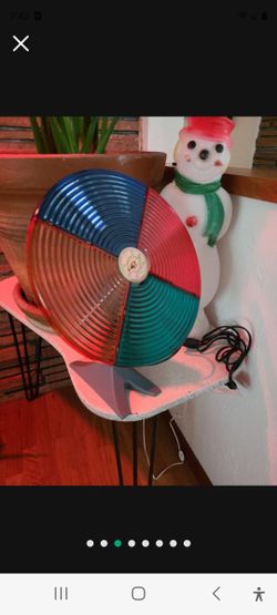 Christmas Tree Rotating Color Wheel