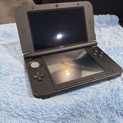 Nintendo 3DS XL