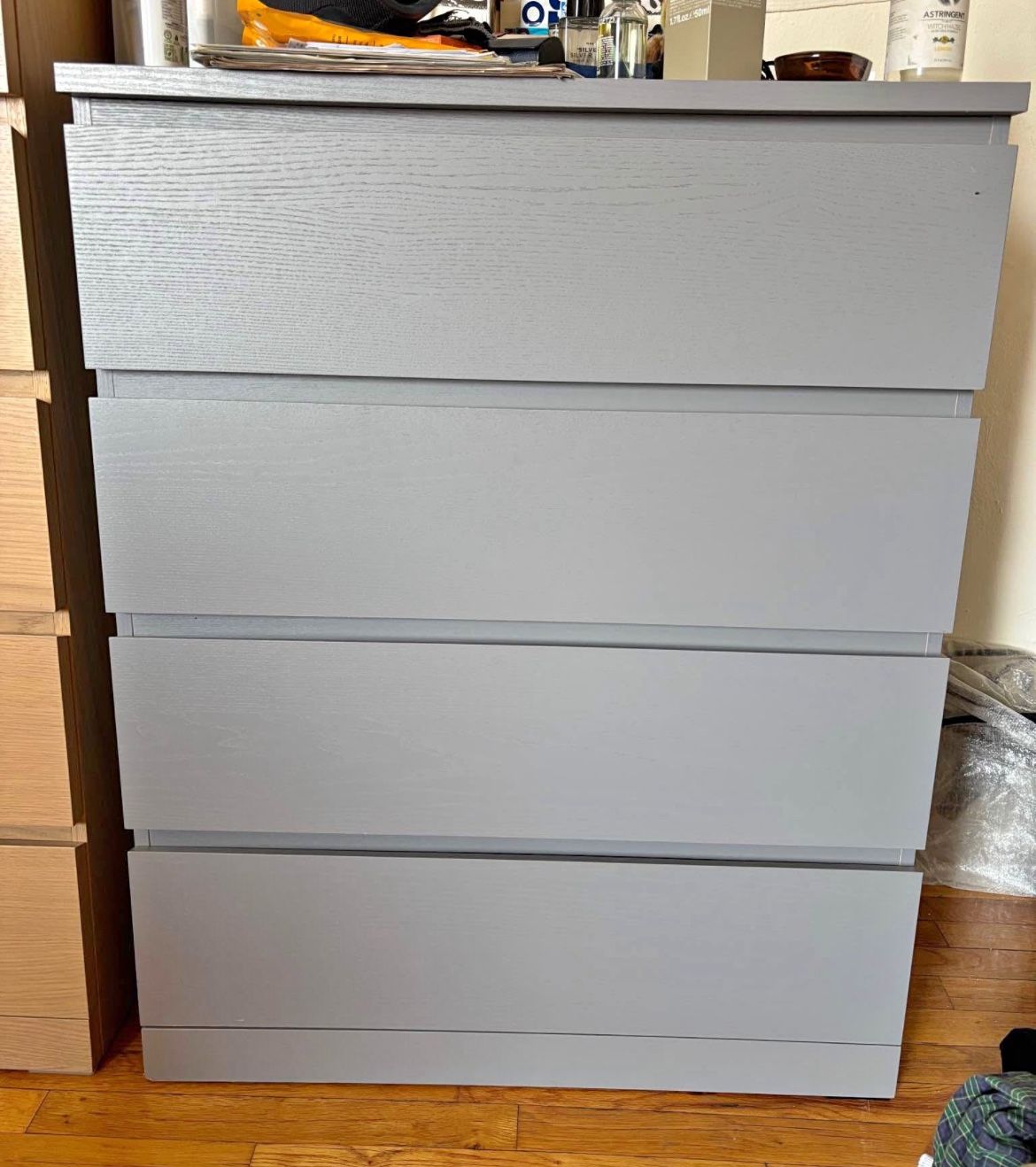 Dresser 4 Drawers. Gabetero Comoda 4 Cajones.