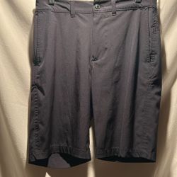 Old Navy ACTIVE, bought for golfing LIKE NEW