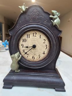 Hickory Dickory Dock Mouse Decorative Mantel Clock – Non Working