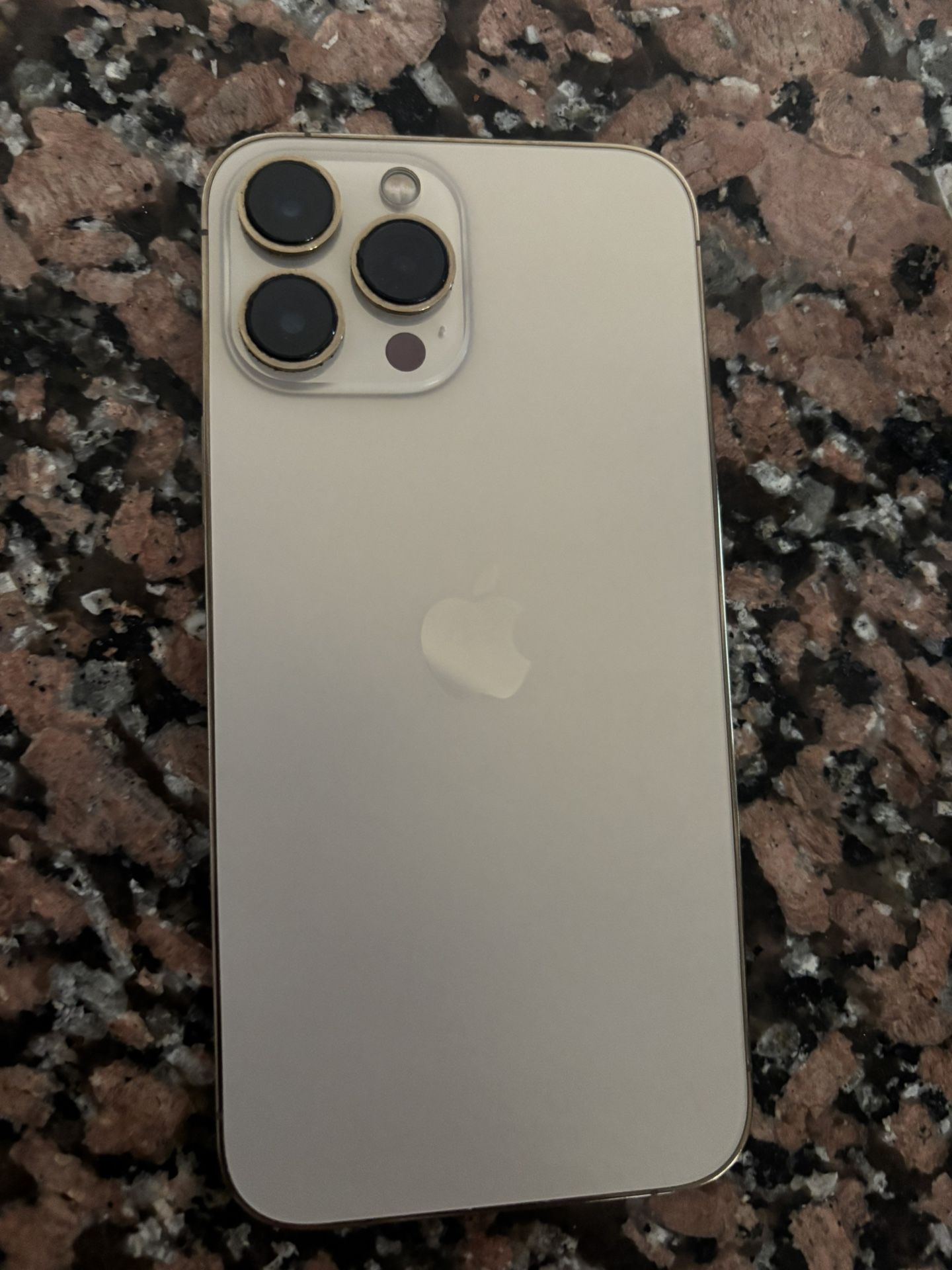 iPhone 13 PROMAX LOCKED 🔐 (ICloud Good)