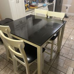 Used Dining Room Table Set