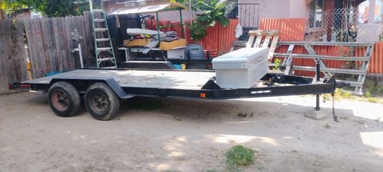 Car trailer