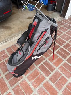 Ping hoofer 14 golf carrying bag