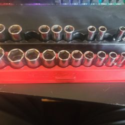 Snap On 3/8 Semi Deep METRIC AND SAE SETS Missing 4 Sockets.