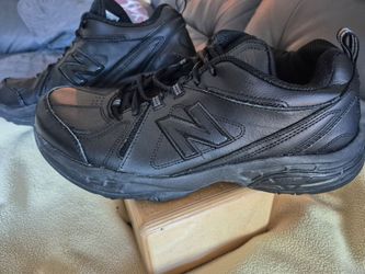 Men's New Balance Sneakers Size 11 2E
