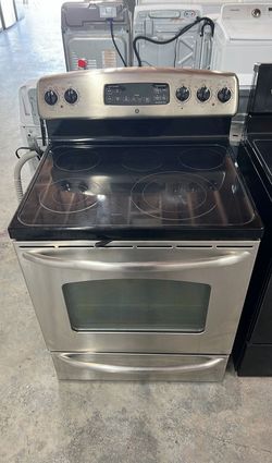 GE Electric Stove Stainless Steel - SelfClean, GlassTop