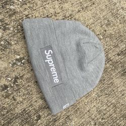 Supreme x New Era Box Logo Beanie