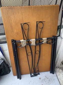Solid Wood Dining Table 32x46x30 1/2 With Metal Base With Hardware. Reduced From $30 For Quick Sale. Pick Up Anyone??