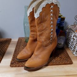 Zodiac Cowgirl Boots Size 7.5 medium 